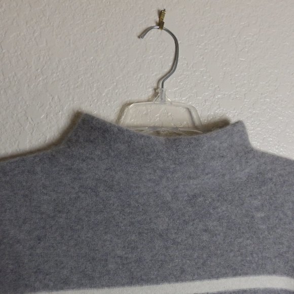 Vince Gray and White Striped Turtleneck Sweater - Picture 7 of 8